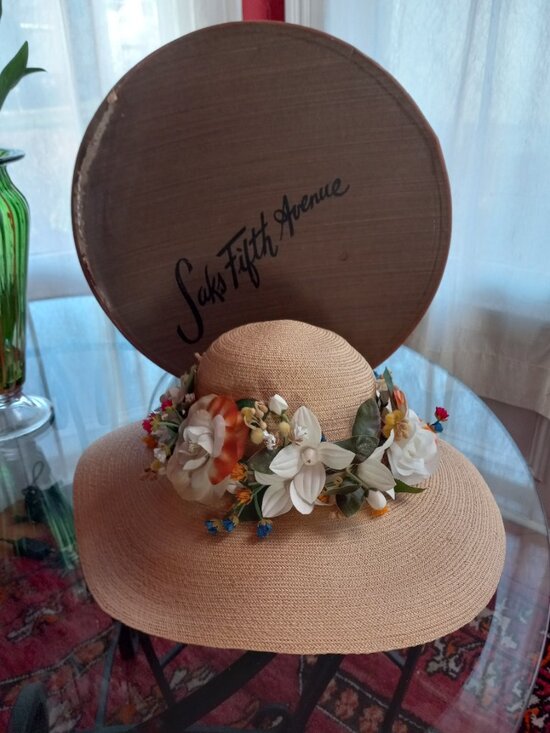 VINTAGE 1970 ADOLFO II SAKS FIFTH AVENUE STRAW KENTUCKY DERBY FLORAL HAT main image 9